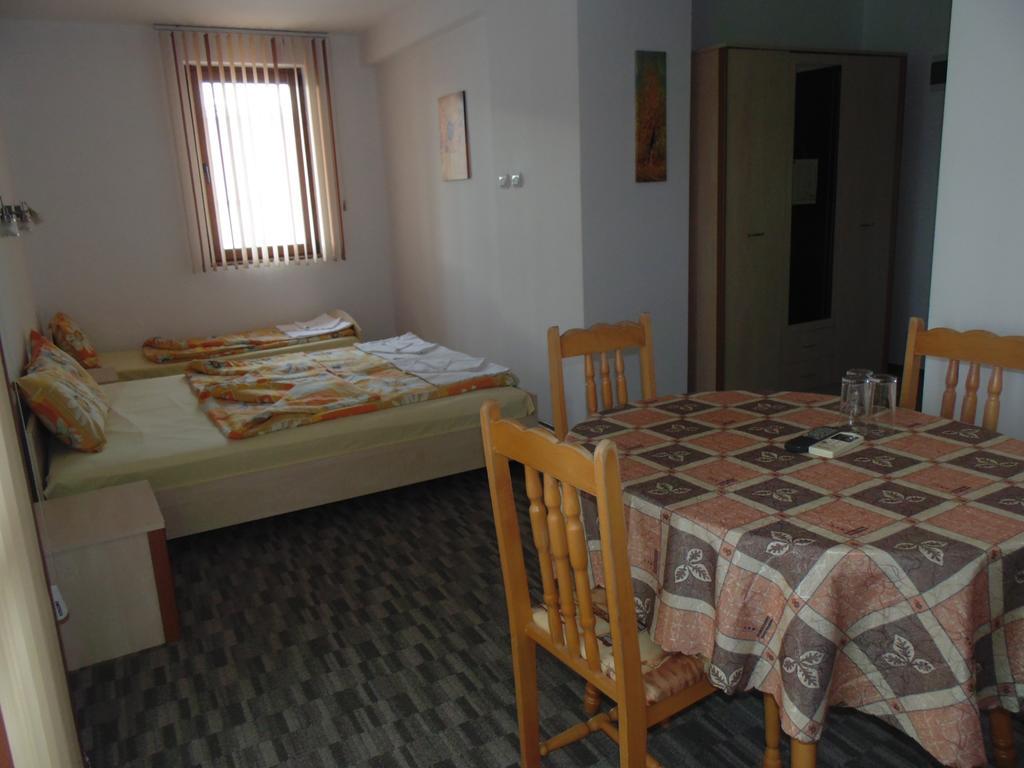 Eleni Palace Hotel Elena Esterno foto